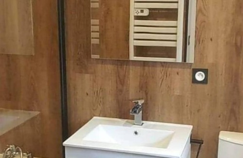 Balbigny Apartment | Séjour en Amoureux Avec Jacuzzi + Sauna