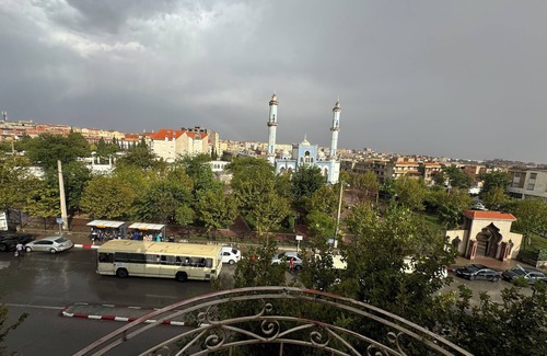 Setif Apartment | Sétif : Studio Sécurisé Jour et Nuit Bien Placé