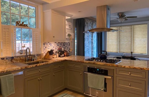 Piney Point House | Sí Paradise, waterfront home!