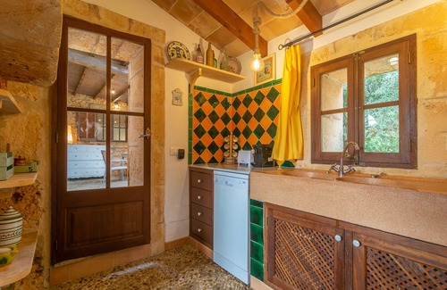 Algaida Villa | S'ERA NOVA - Beautiful villa with private pool surrounded by a beautiful garden. Free WIFI