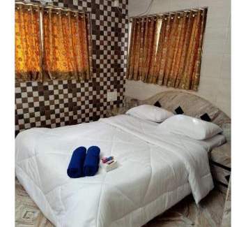 Gureghar Villa | S Pool VIlla near Mapro