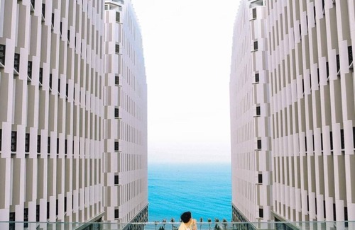 Suoi Nuoc Beach Apartment | S1823 Executive Family Apec Mandala Wyndham Cham Bay Mui Ne 2 Beds size King 1,8