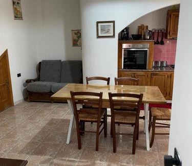 Jerzu House | Sa omu de sa palgia