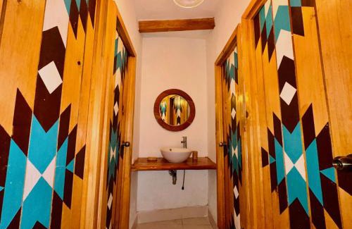San Pedro La Laguna Hotel | Sababa Resort