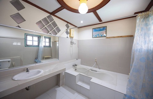 Tha Wung Hotel | Sabai Hotel Lopburi