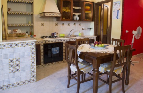 Milazzo House | Sabrina Suite