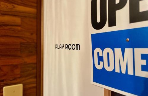 Amami House | Sadekuma奄美大島 - 12名プレイルーム付一棟貸切宿 -