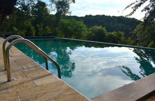 Bandaragama Villa | SaDev Lake Villa Bandaragama