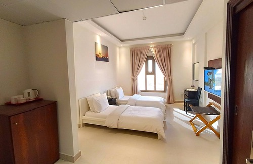 Kuwait City Hotel | Safari House Suite