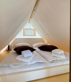 Falkenberg Apartment | Safarizelt Kiara