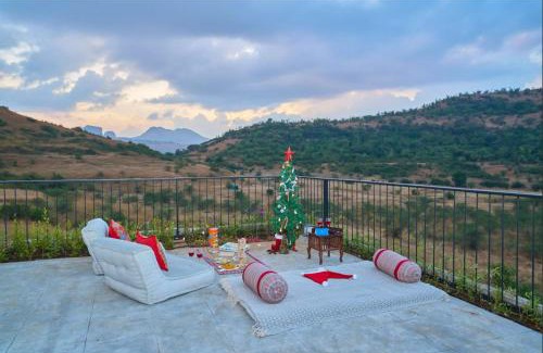 Pegalwadi Tryambak Villa | SaffronStays AnjanAiry