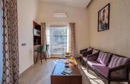 Bullawala Villa | SaffronStays ThousandFold Spring