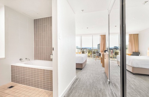 Wollongong Hotel | Sage Hotel Wollongong