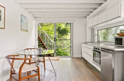 North Avoca House | Sage in Nth Avoca - Central Coast Beach Breaks