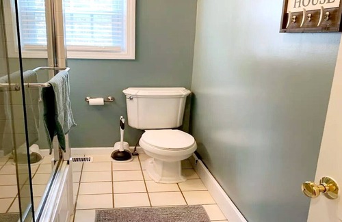 Athens House | @ SageHollowHouse. Tasteful, family-friendly home in a lake community.