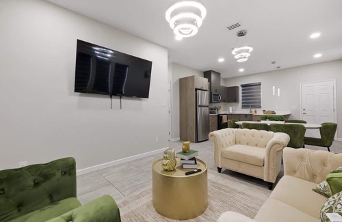 Pharr Apartment | Sagewood: Where Elegance Meets Ease