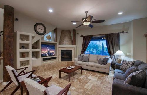 County Island House | Saguaro Sunset - Secluded 4BR Home with Rooftop Patio