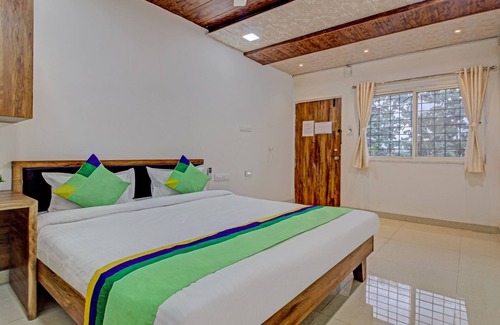Satara Hotel | Sai Samrat Resort