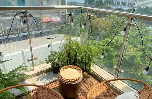 Bach Dang Riverside Apartment | Saigon CBD Apartment free Pool & Gym near Bui Vien