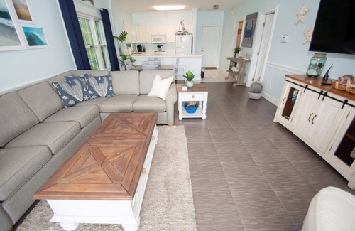 Carolina Forest Condo | Sail Your Worries Away.*Newly Furnished* MB Intracoastal Waterway Condo!
