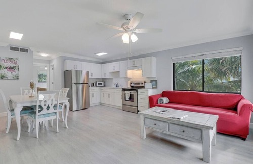 Stuart Apartment | Sailfish Suites - 12 - waterfront lodging