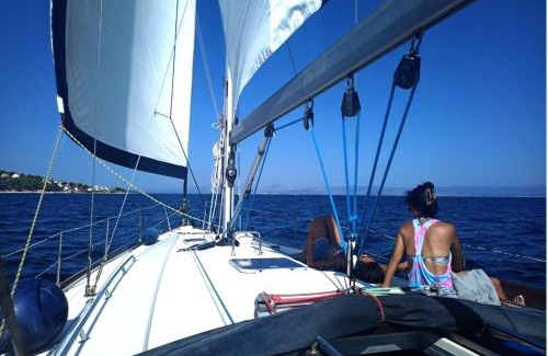 Alimos Boat Rental | Sailing boat house