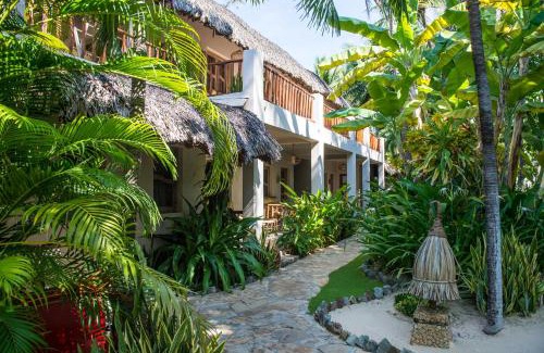 Central Mui Ne Beach Resort | Sailing Club Resort Mui Ne
