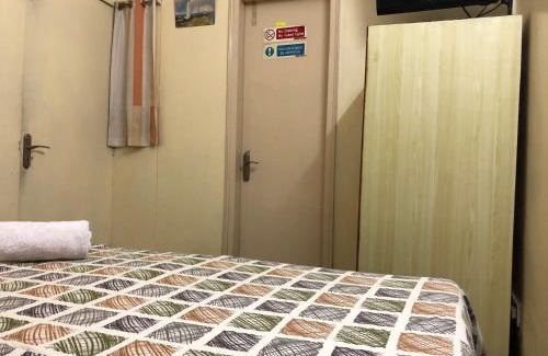 Vasant Kunj Bed & Breakfast | Sailors Home - C6, Vasant Kunj