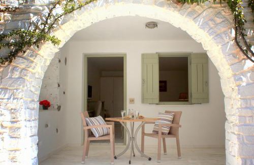 Naousa Hotel | Saint Andrea Seaside Resort - Adults Only