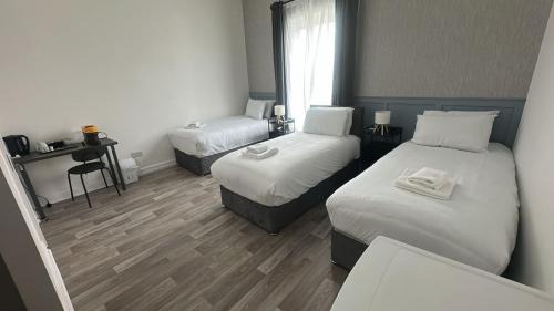 Phibsborough House | Saint Annes Guest House - 22 Berkeley