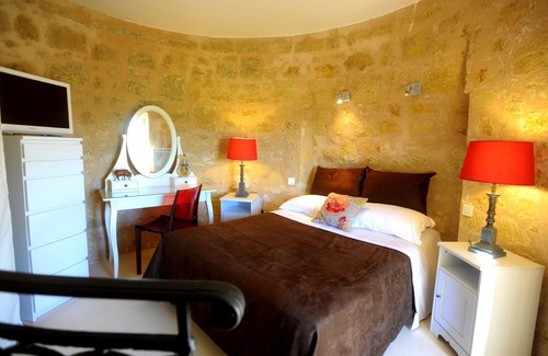 Saint-Emilion Cottage | Saint-Emilion Boutique Moulin center in the heart of the exceptional view vineyards