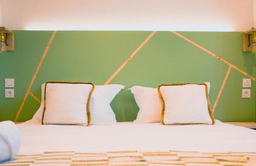 Baille Apartment | Sainte-Cécile