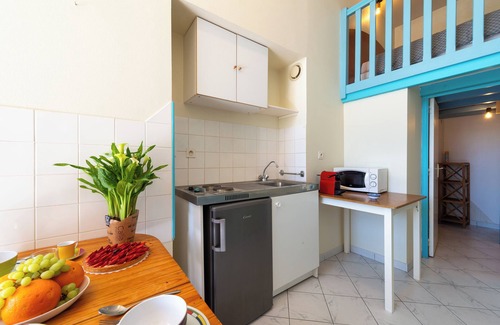 Laval Apartment | Sainte-Catherine - 500m centre-ville