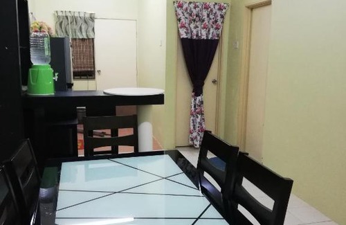Bandar Sri Sendayan House | SalamMuslimonly homestay