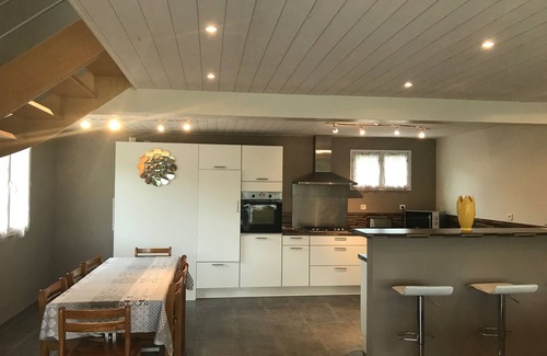 Salles-Curan House | Salles-curan house with terrace and enclosed garden 100m away. pareloup lake