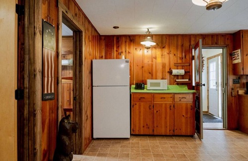 Marienville Cabin | Salmon Creek Cabin - Allegheny National Forest