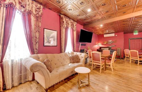 Prosser Apartment | Saloon-Style Prosser Loft in WA Wine Country!