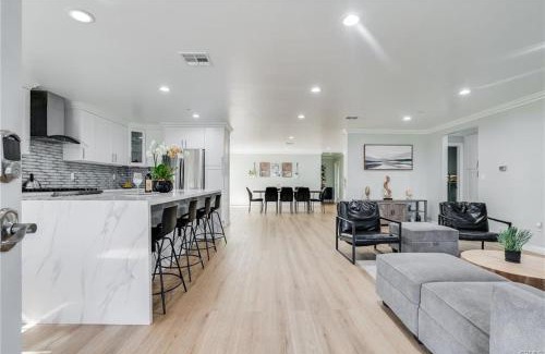 Sierra Madre House | Salt Water Pool Over Look Rocky Mountain View