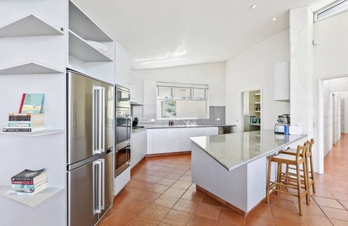 Jan Juc House | Saltwater oceanfront views with pool, Pet Friendly