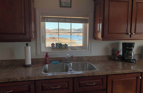 Twillingate House | Salty B'y Cottage Sum