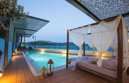 Lygia Villa | SALTY BREEZE Beachfront Villa