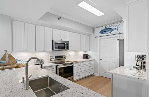 Sugar Beach Condo | Salty Breezes-Brand New Listing!