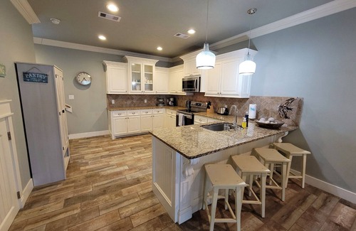 Port Bolivar House | Salty Suites Cottage 6~Beachfront! Opt beach cart!