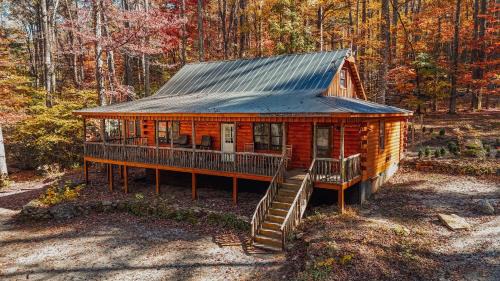 Saluda House | Saluda Summit Cabin at Cabin Fever