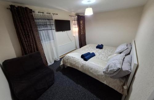 Portadown House | Sam House