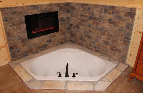 Murfreesboro Hotel | Samantha's Timber Inn