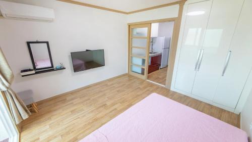 Samcheok House | Samcheok Greenhyang Pension