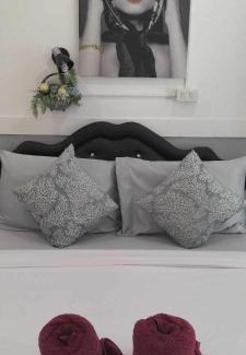 Rayong House | Samed La Bella Guest House