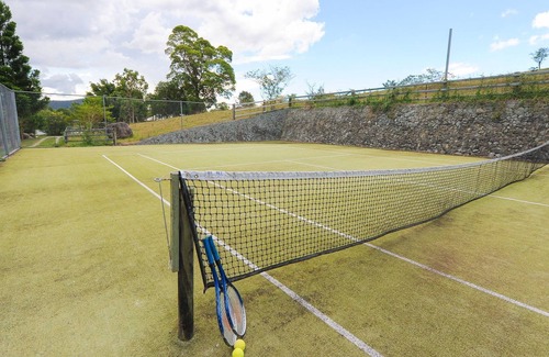 Mount Samson House | Samford Lakes - Midway Cottage