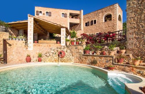 Samonas House | Samonas - Red villa Fliskouni